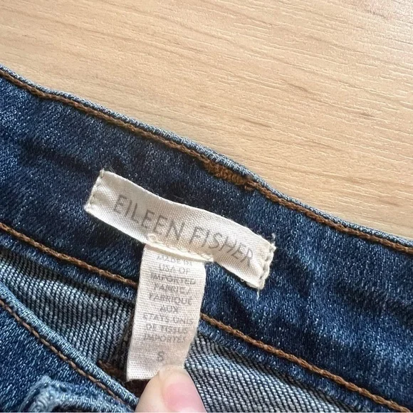 EILEEN FISHER Straight Leg Jeans Size 8 - Picture 2 of 8